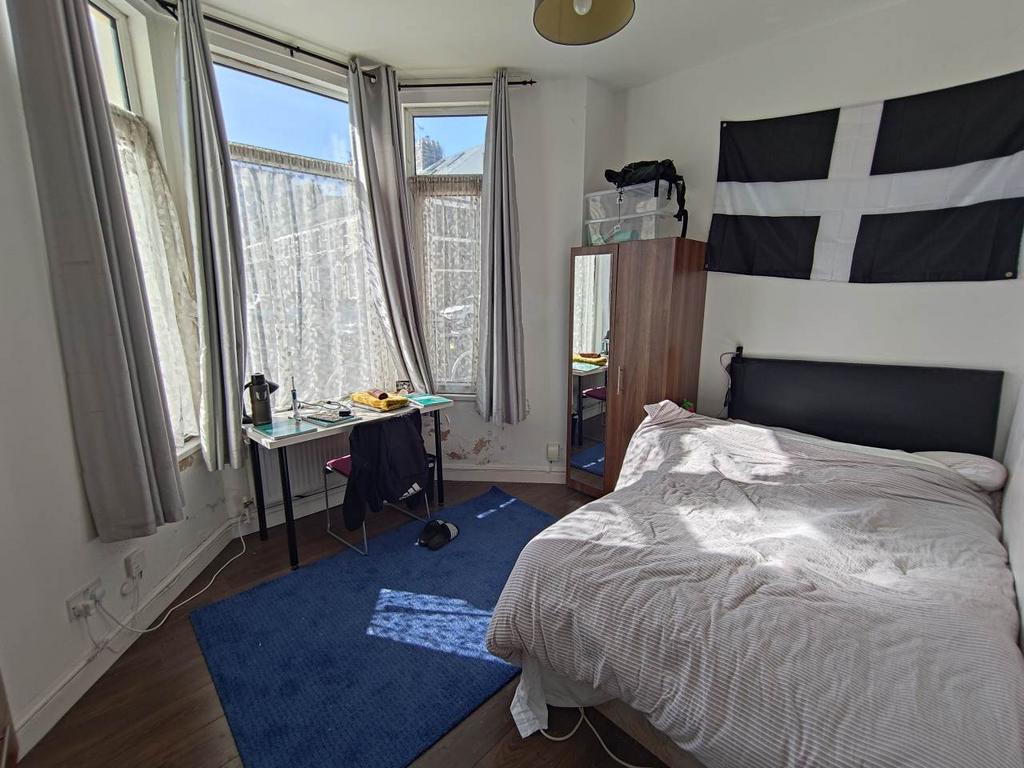 Room 1 (1)