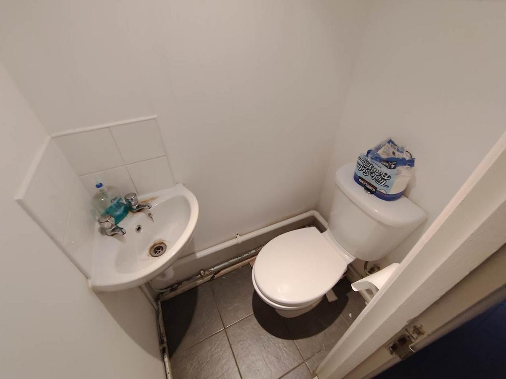 Ground Floor WC