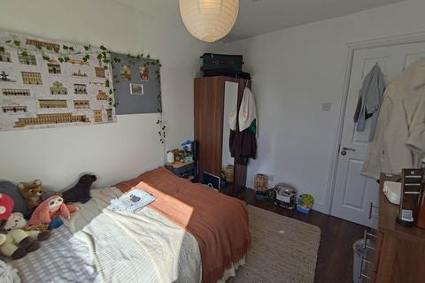 undefined, Miskin Street (Rooms), Cathays,