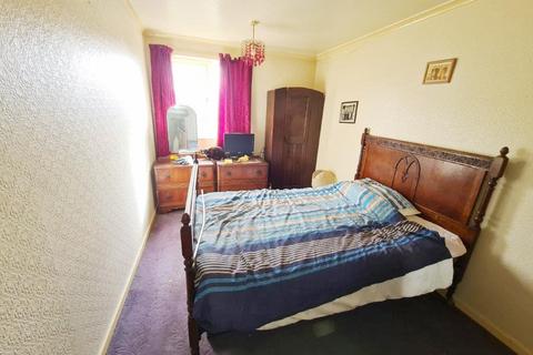2 bedroom end of terrace house for sale - Railway Street, Gorton