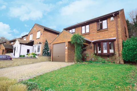 4 bedroom detached house to rent - Swallow Rise Chatham ME5