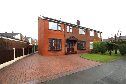 4 bedroom semi-detached house for sale - Overdale Road, Romiley