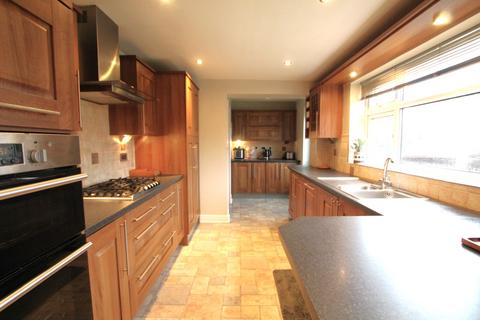 4 bedroom semi-detached house for sale - Overdale Road, Romiley