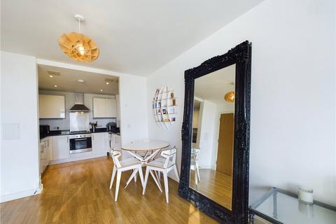 1 bedroom apartment for sale, Triangle Road, London