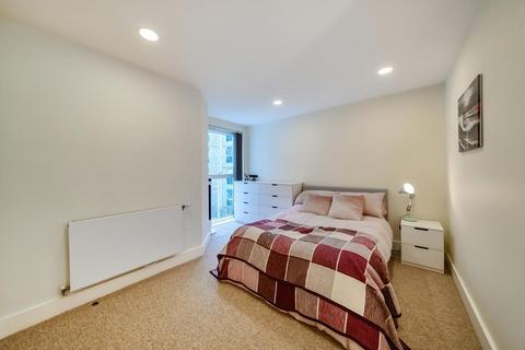 1 bedroom flat for sale, Market Road,  London,  N7