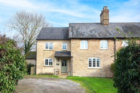 4 bedroom semi-detached house for sale, Buckland Road, Bampton, Oxfordshire, OX18