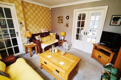 3 bedroom semi-detached house for sale, Hoppet Lane Droylsden, Droylsden
