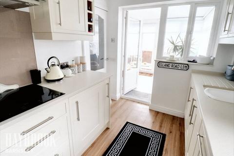 12 Deacons Way, Barnsley, S71 2HU