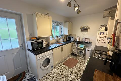 2 bedroom semi-detached bungalow for sale - Alexandra Close, Edgeley, Stockport