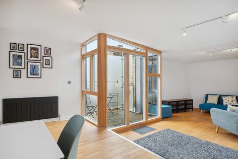 1 bedroom mews to rent, Lansdowne Crescent Lane, Kelvinbridge, Glasgow, G20 6AZ