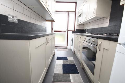 2 bedroom terraced house to rent, Downing Road, Dagenham, RM9