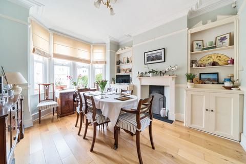 42 Egerton Gardens, London, W13 8HQ