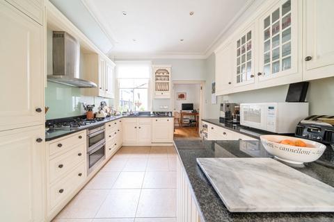 42 Egerton Gardens, London, W13 8HQ