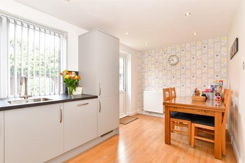 4 bedroom semi-detached house for sale, Barnwood Close, Rochester, Kent