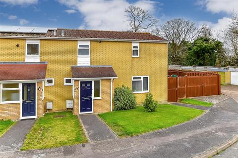 4 bedroom semi-detached house for sale, Barnwood Close, Rochester, Kent