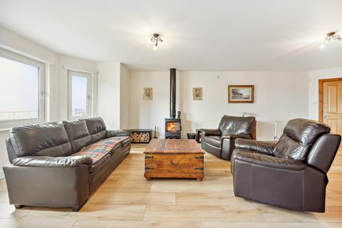 5 bedroom bungalow for sale - Kinnochtry Holdings, Burrelton, Perthshire, PH13 9PN