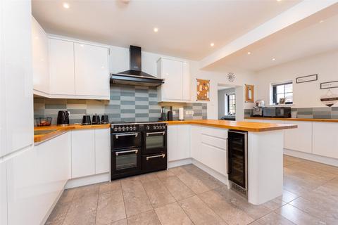 5 bedroom detached house for sale, Farnborough, Hampshire GU14