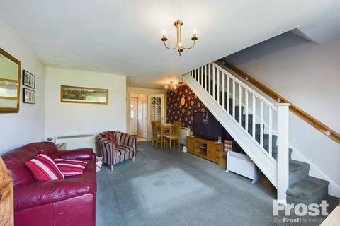 20 Ashdale Close, Staines-upon-thames, TW19 7BA
