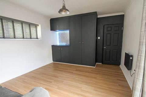 1 bedroom apartment for sale, St. Botolphs Road, Worthing, BN11