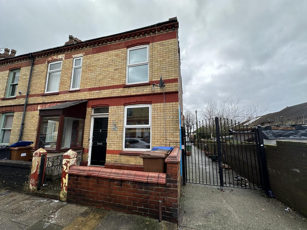 Glanvor Road, Edgeley 2 bed end of terrace house for sale £200,000