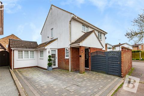 4 bedroom detached house for sale, Lyndale, Kelvedon Hatch, Essex, CM15