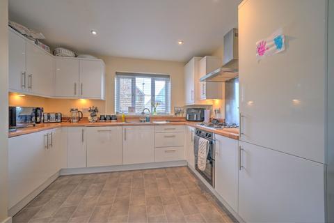 4 bedroom detached house for sale, Oaktree Road, South Molton