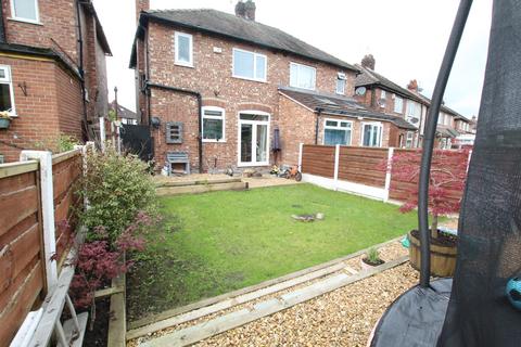 3 bedroom semi-detached house for sale, Canterbury Road, Offerton