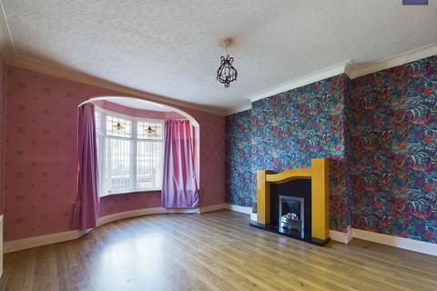 3 bedroom semi-detached house for sale - Bennett Avenue, Blackpool, FY1