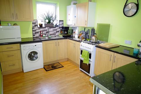 1 bedroom flat for sale - Marquis Court, Yeoman Drive, Stanwell, TW19