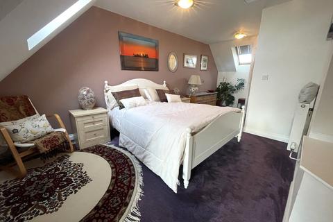 3 bedroom terraced house for sale, Kennett Drive, Bredbury, Stockport
