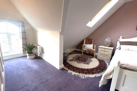3 bedroom terraced house for sale - Kennett Drive, Bredbury, Stockport