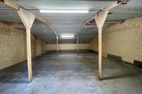 Storage to rent, Rochford