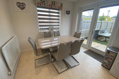 1 Ashton Close, Woodford, Stockport, SK7 1SD