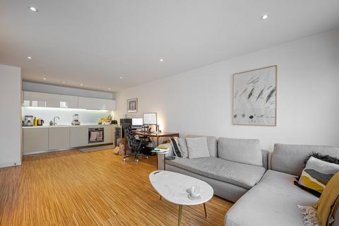 1 bedroom flat to rent, Wingate Square, London SW4