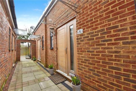 2 bedroom terraced house for sale, Station Approach, Romsey, Hampshire