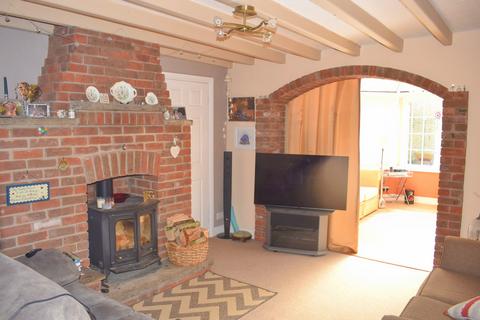 4 bedroom cottage for sale, Clixby Lane, Grasby, DN38