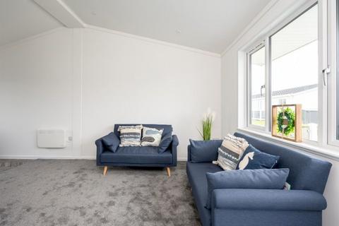 2 bedroom lodge for sale, Two Bed Holiday Home South Shore, Bridlington YO15