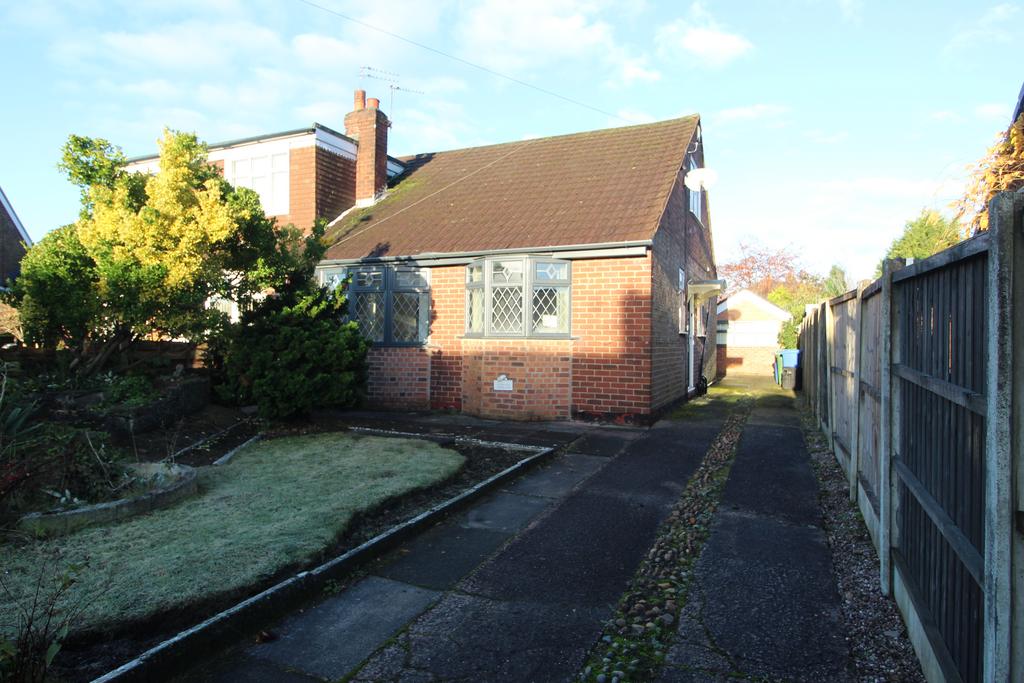 St. John Avenue, Warrington 3 bed semidetached bungalow for sale £265,000
