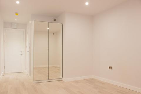 Studio to rent, Studio 2 13A, Derby Road, Long Eaton, NG10 1LU