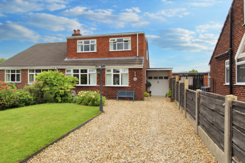 4 bedroom semi-detached bungalow for sale, Cranborne Avenue, Warrington