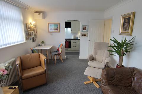 33, Chatsworth Court, 35 Devonshire Park Road, Stockport, SK2 6JZ