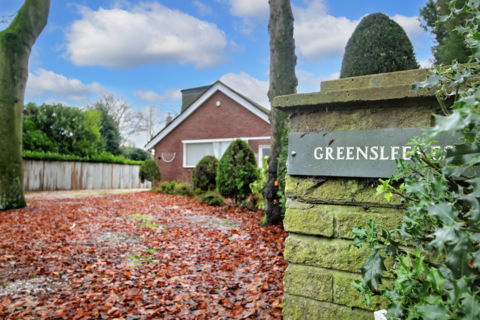 84a Ackers Road, Stockton Heath, Warrington, WA4 2EA