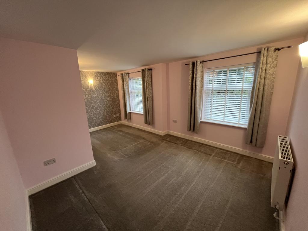 Bedroom Extra.jpeg