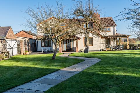 4 bedroom detached house for sale, Coachman's Cottage, Chester Road, Daresbury