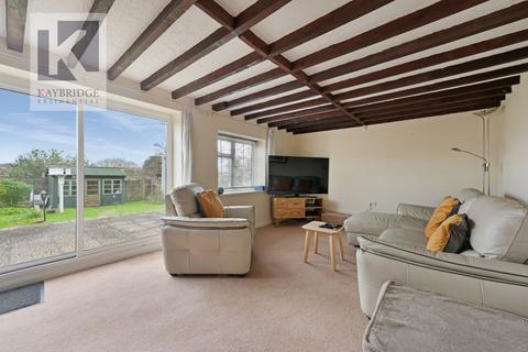 9 Moreton Road, Worcester Park, KT4 8EY