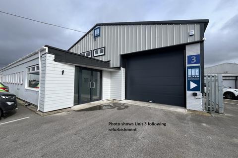 Warehouse to rent, Unit 4 Sterte Road Industrial Estate, 145 Sterte Road, Poole, BH15 2AF