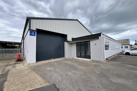 Warehouse to rent, Unit 4 Sterte Road Industrial Estate, 145 Sterte Road, Poole, BH15 2AF