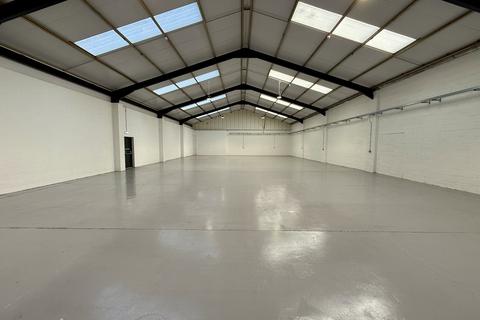 Warehouse to rent, Unit 4 Sterte Road Industrial Estate, 145 Sterte Road, Poole, BH15 2AF