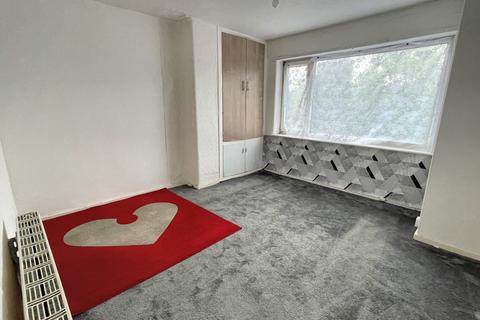 3 bedroom semi-detached house for sale, Yeadon Road, Gorton