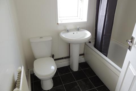 2 bedroom flat for sale, Bramhall Moor Lane, Hazel Grove, Stockport